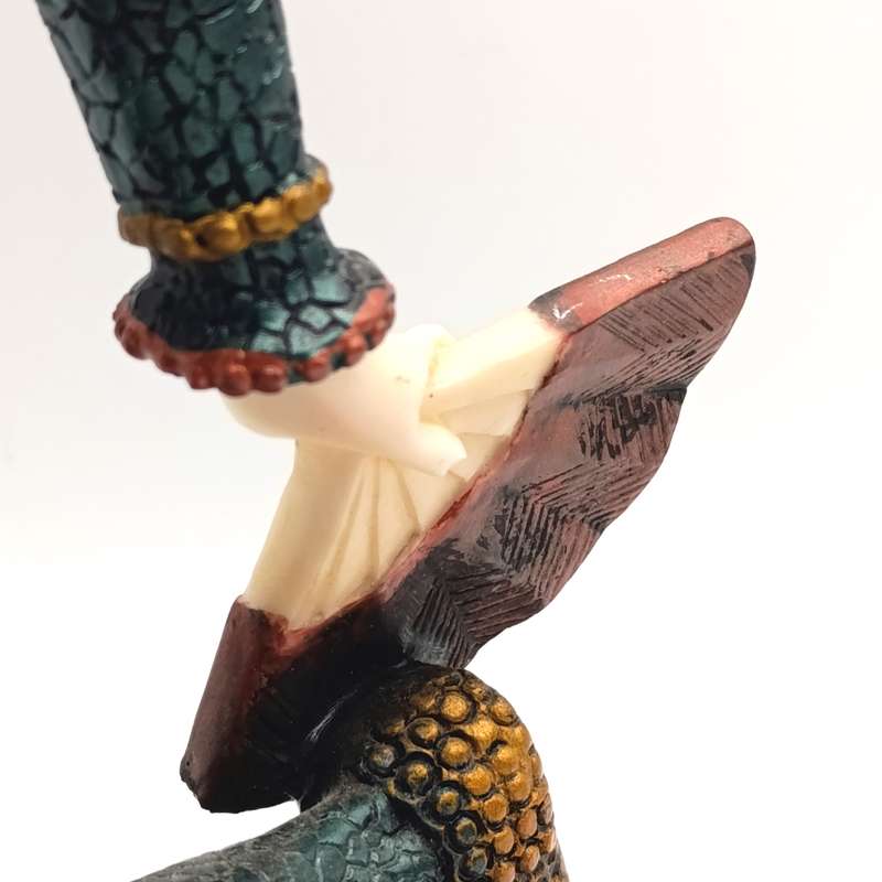 Art Deco-style Resin figurine