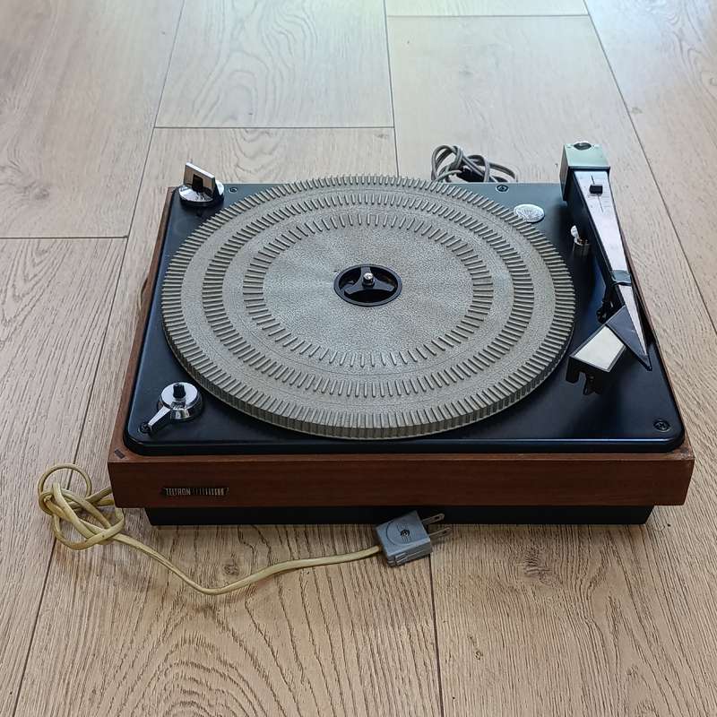 Vintage Teltron turntable record player - working