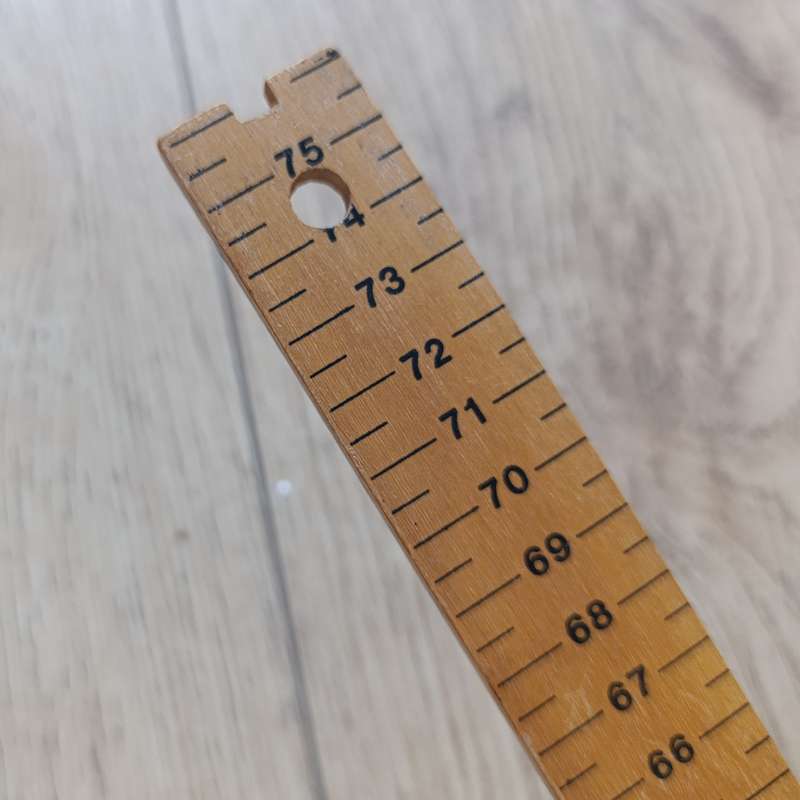 Vintage Sewing hem marker