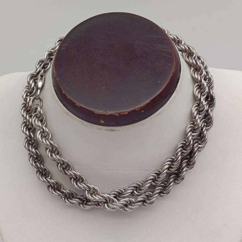 Sterling silver twisted necklace - weighs 47.6g