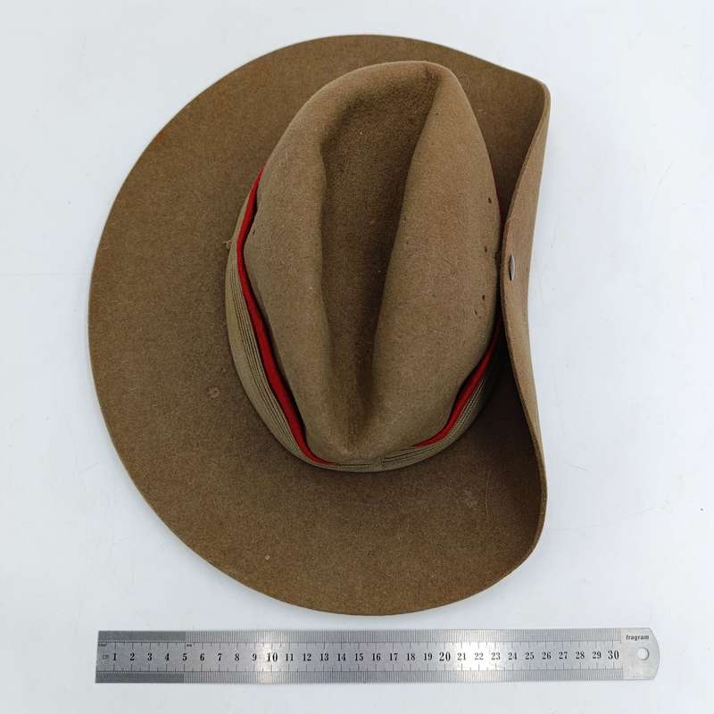 Northern Rhodesia Regiment slouch hat - made by Vero Everitt Ltd - marked SRG