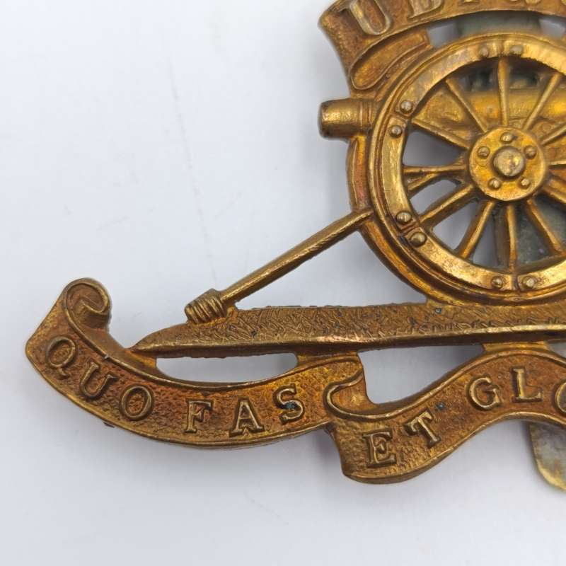 WW2 Royal Field artillery cap badge