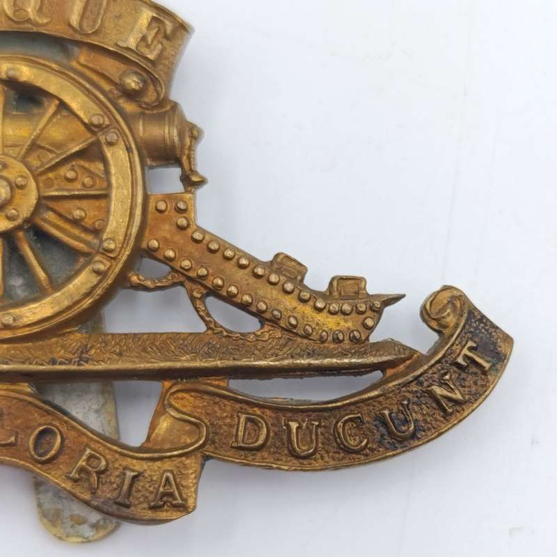 WW2 Royal Field artillery cap badge