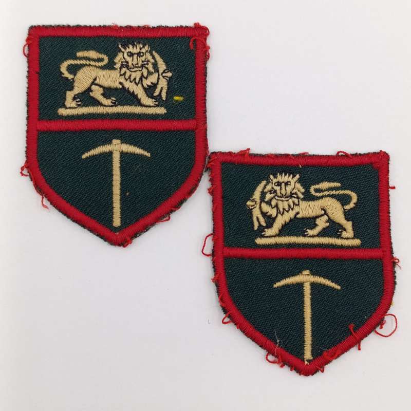 Pair of Rhodesian Army cloth shoulder flashes