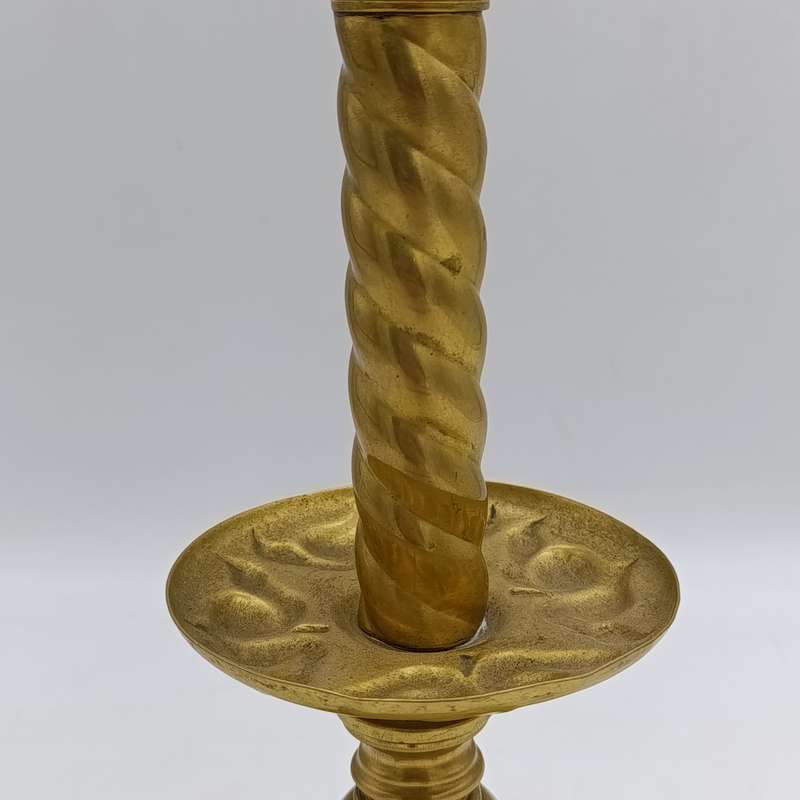 Antique brass candlestick - Height 32,5cm