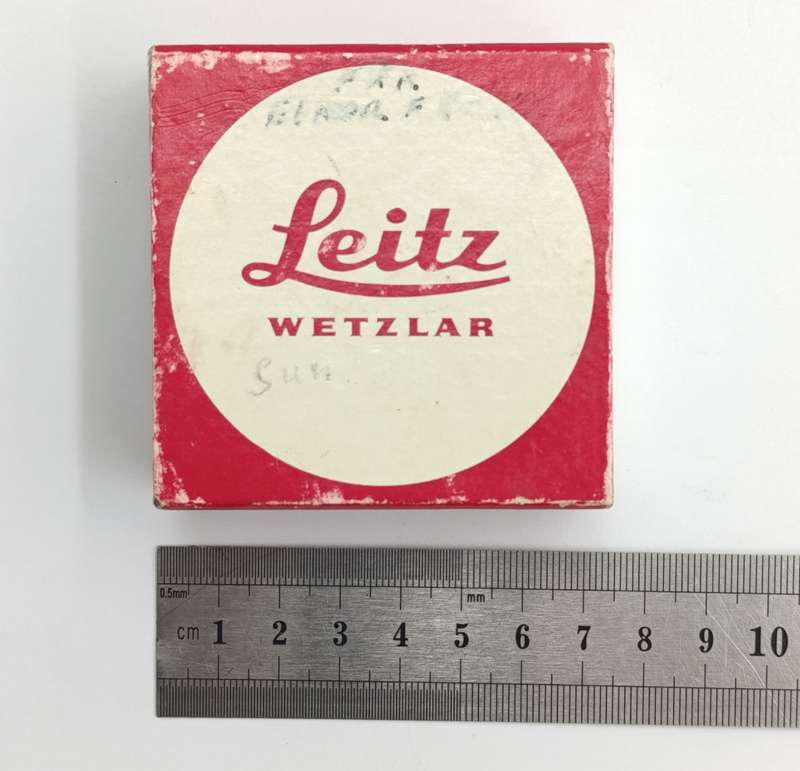 Vintage Leica 13352x Swing-out polarising lens filter in box
