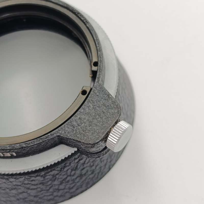 Vintage Leica 13352x Swing-out polarising lens filter in box