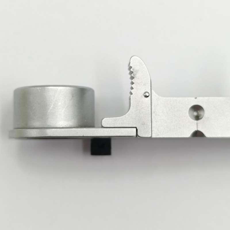 Vintage Leitz Wetzlar Summiaron range lens attachment - some glass damage