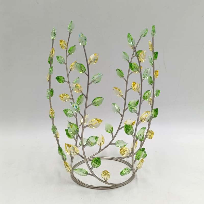 Swarovski Jonquil  Leaves Vase - designed by Yasmine Hurel - in box