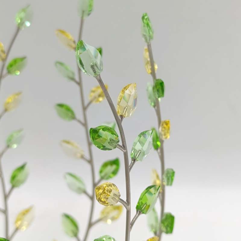 Swarovski Jonquil  Leaves Vase - designed by Yasmine Hurel - in box