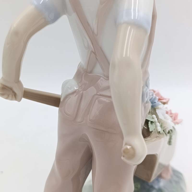 Vintage Lladro #01283 boy and wheelbarrow with flowers figurine in box