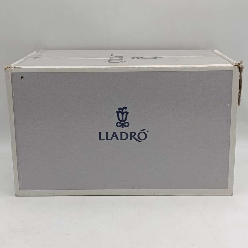 Vintage Lladro #01283 boy and wheelbarrow with flowers figurine in box