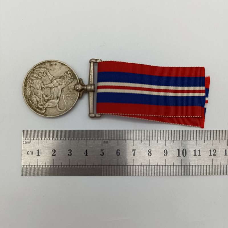 WW2 War medal issued to C169592  E. Taute