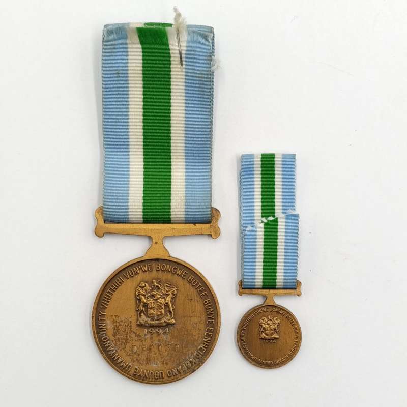 SADF Unity medal with miniature #031199