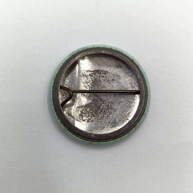 Vintage The Famous Five club tinnie lapel badge