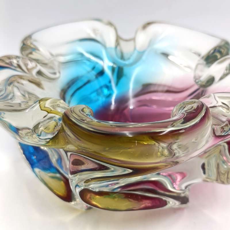 Beautiful Vintage Murano glass ashtray