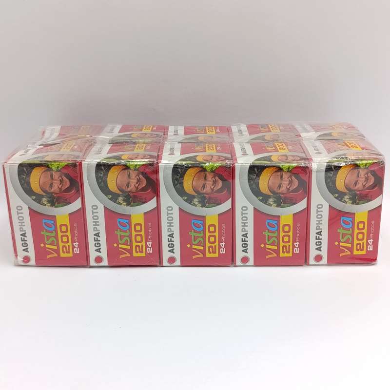 Sealed pack of 10 AGFA Vista 200 Colour 35mm films - 24 photos each