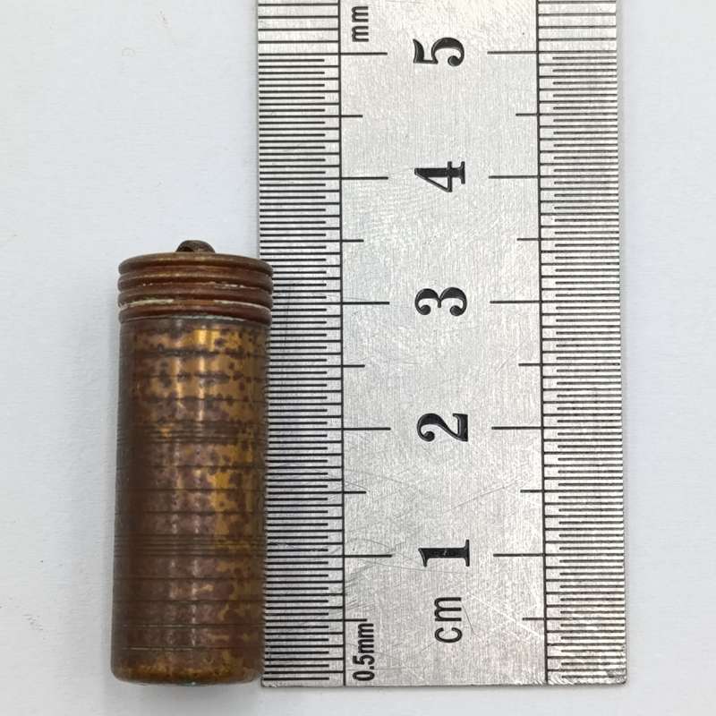 Antique telescope cigarette mouthpiece in holder
