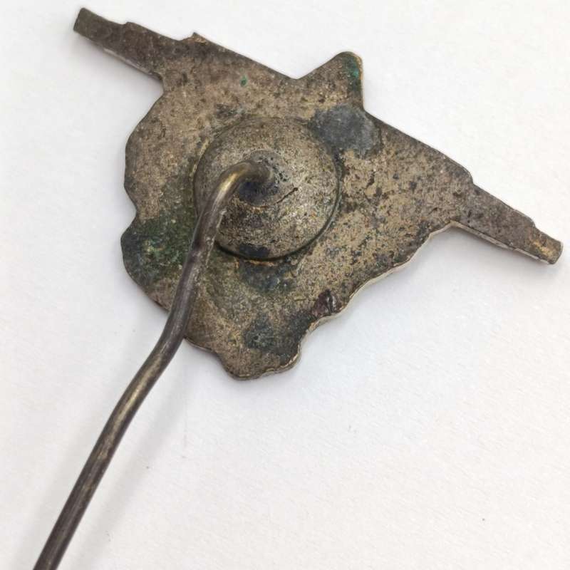 Vintage Borgward KMB automobile pin badge