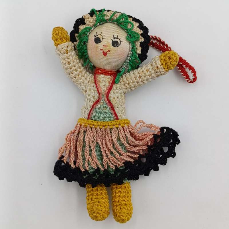 Vintage Japan Crochet Knitted doll - handmade - Dollhouse doll