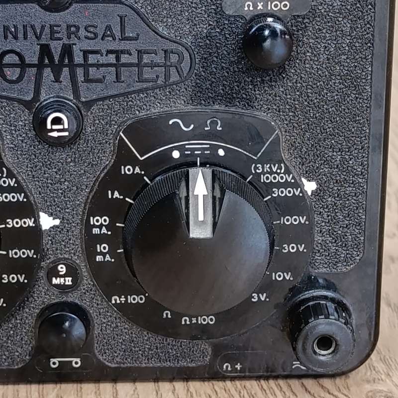 Vintage Universal AVO Meter in original case