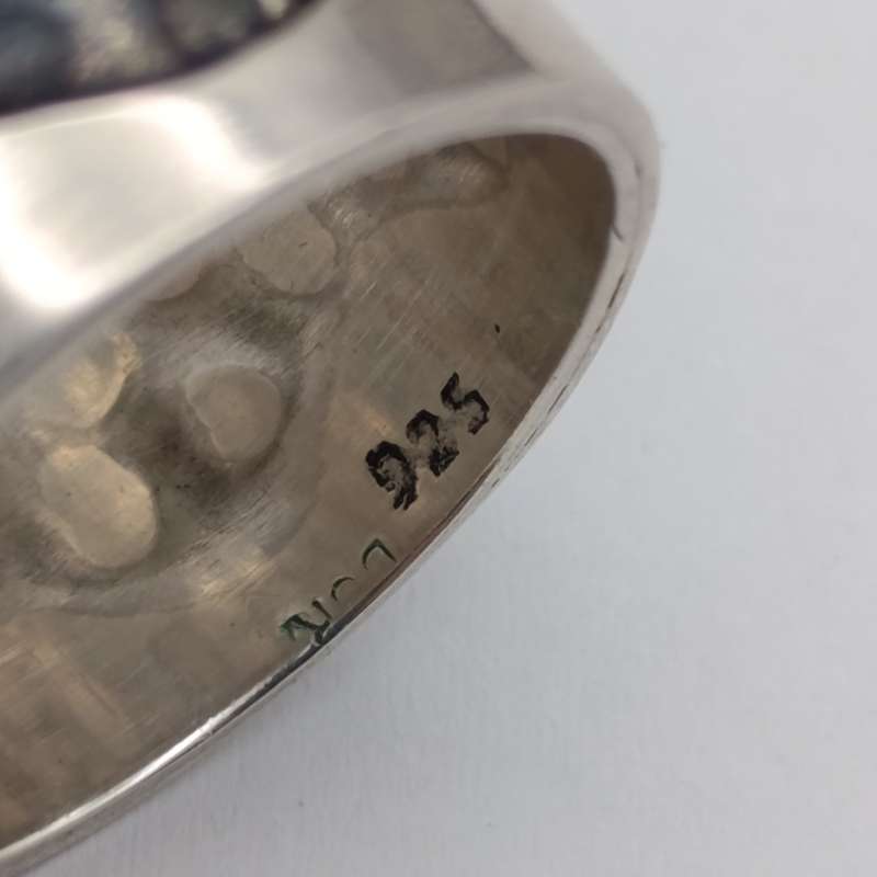 Sterling silver rustic spinner ring - weighs 13.2g