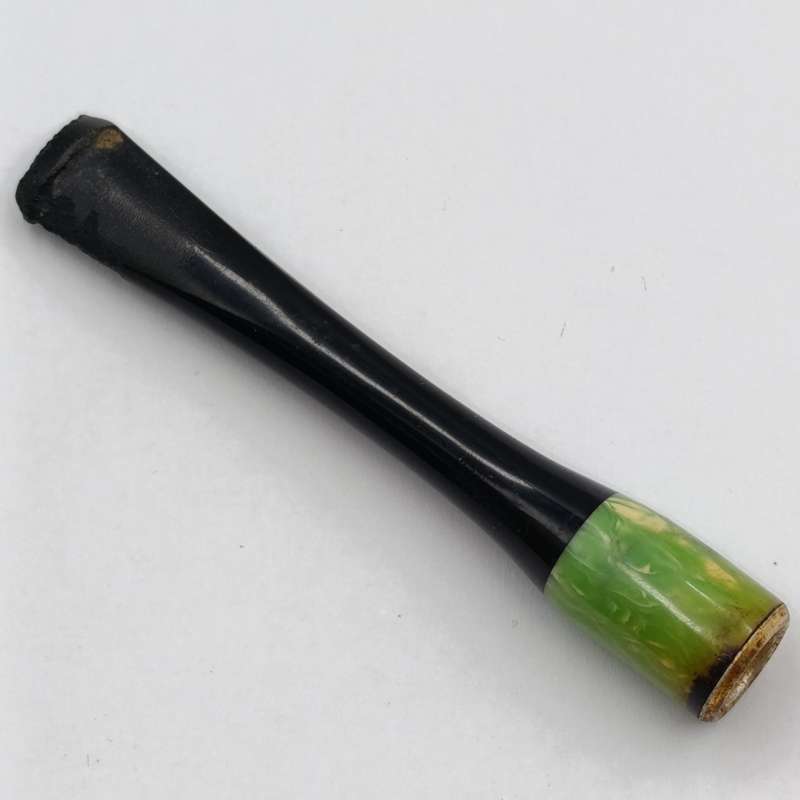 Vintage cigarette holder mouthpiece