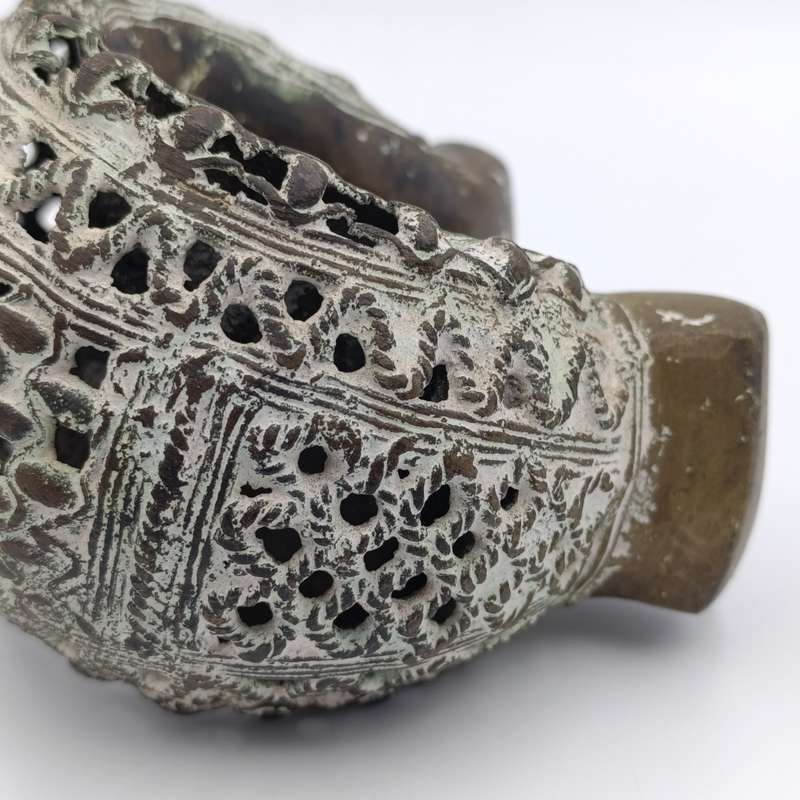 Antique Cameroon bronze anklet currency - weighs 700 grams