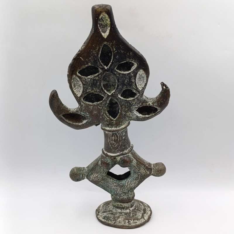 Vintage Mahongwe Bwiti Reliquary Guardian bronze sculpture