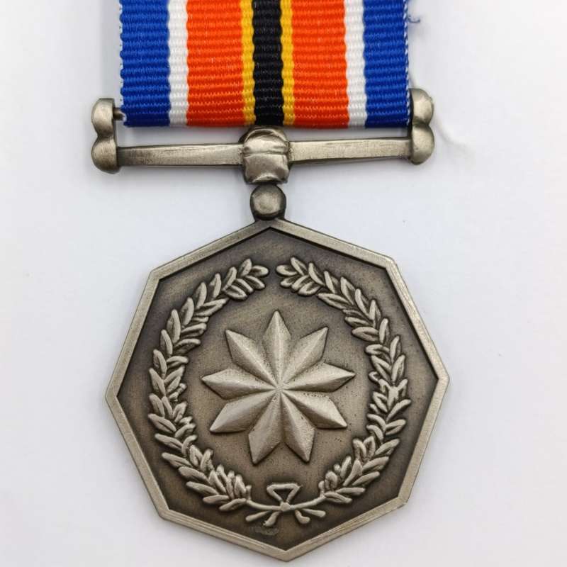 SANDF Tshumelo Ikatelaho medal plus miniature #2232