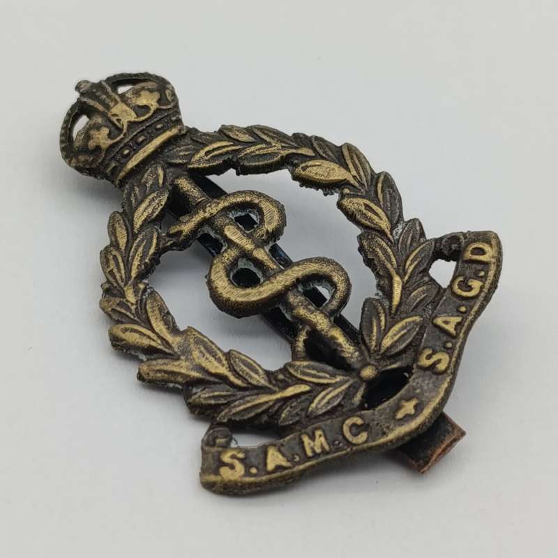 WW2 SA Medical corps beret badge with slide