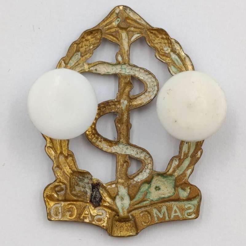 SA Medical Corps cap and collar badges set