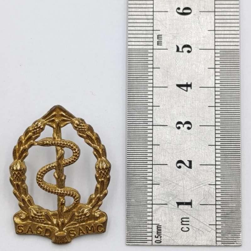 SA Medical Corps cap and collar badges set