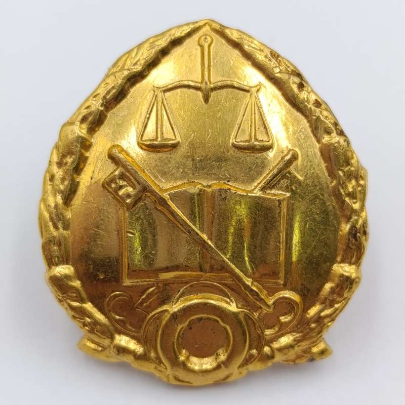 SA prison Services cap and collar badges set