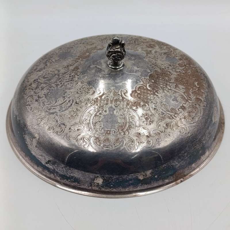 Vintage silverplated serving dish with lid