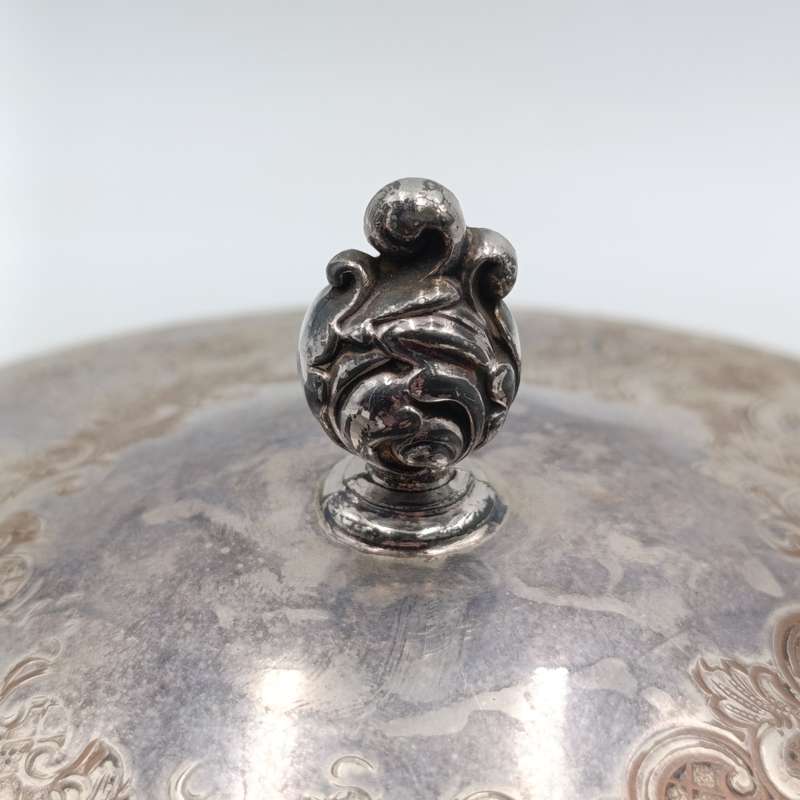 Vintage silverplated serving dish with lid
