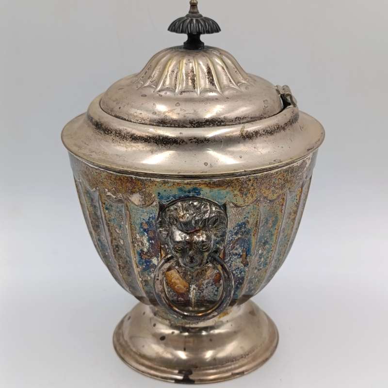 Vintage silverplated jar with lid and lion handles