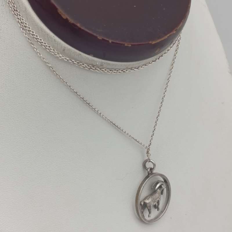 Sterling silver necklace with goat pendant - weighs 5.9g