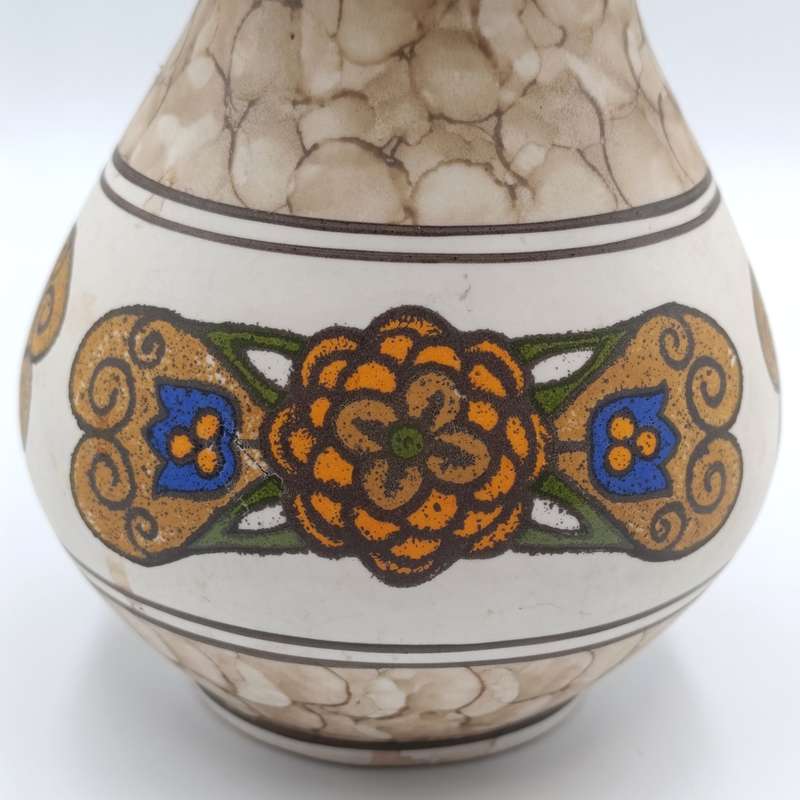 Vintage Handpainted Majolica flower vase - height - 16cm