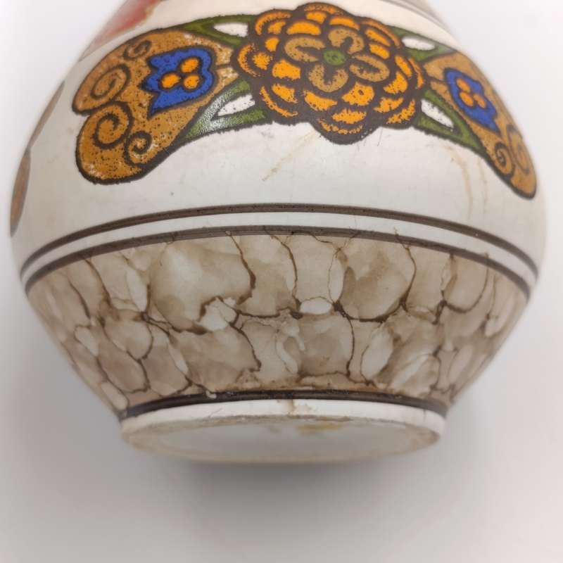 Vintage Handpainted Majolica flower vase - height - 16cm