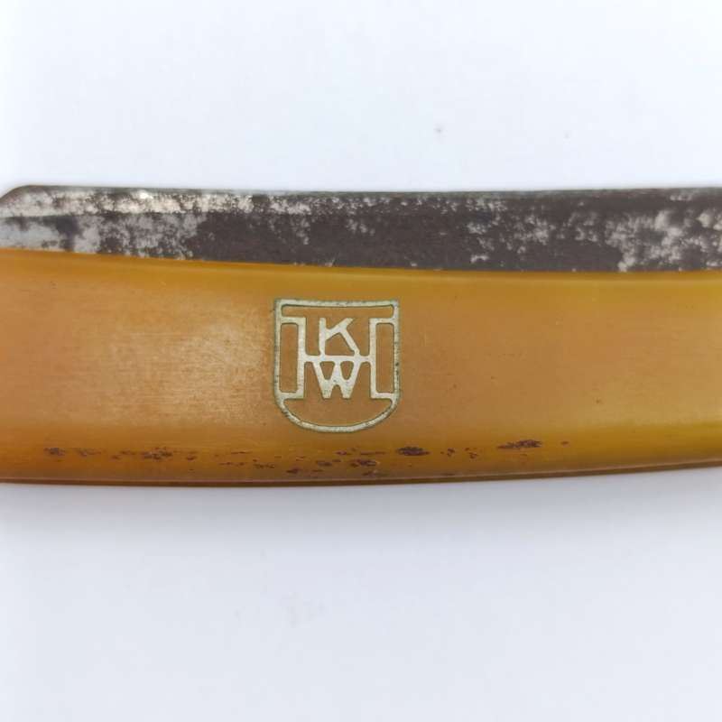 JA Henckels Vintage Straight Razor - Bit of rust otherwise still excellent