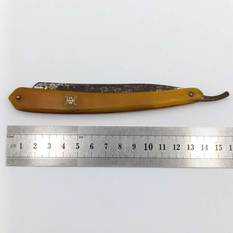JA Henckels Vintage Straight Razor - Bit of rust otherwise still excellent