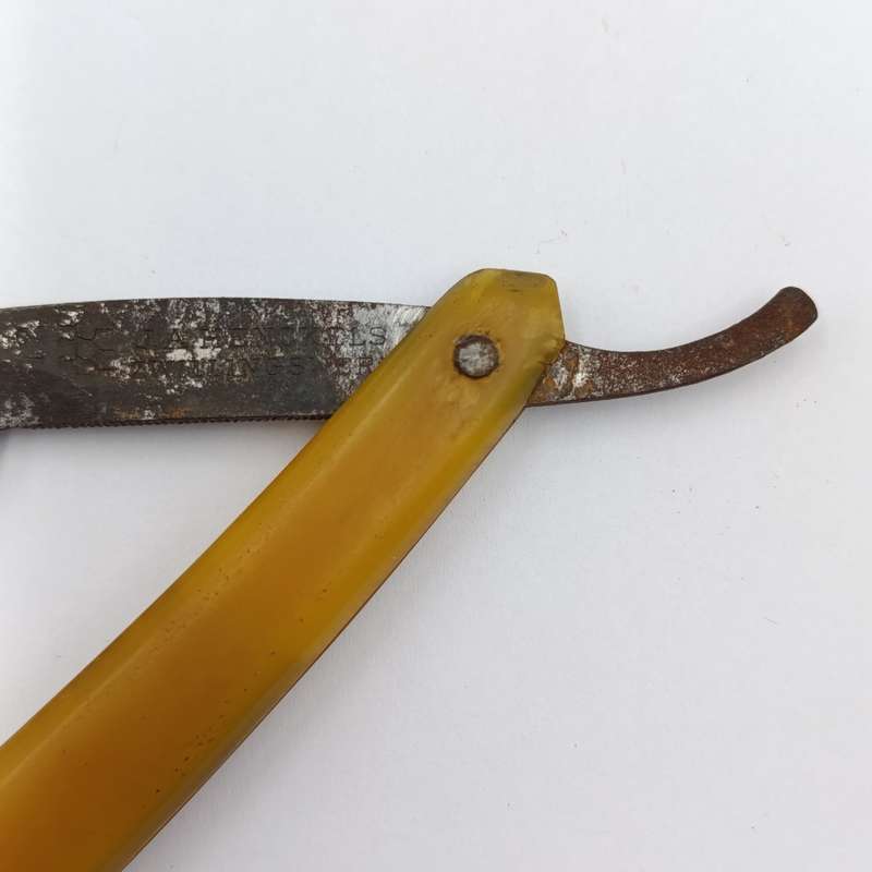 JA Henckels Vintage Straight Razor - Bit of rust otherwise still excellent