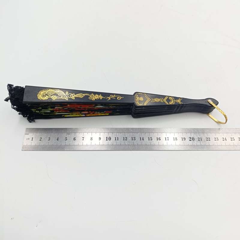 Vintage flower pattern Chinese hand fan