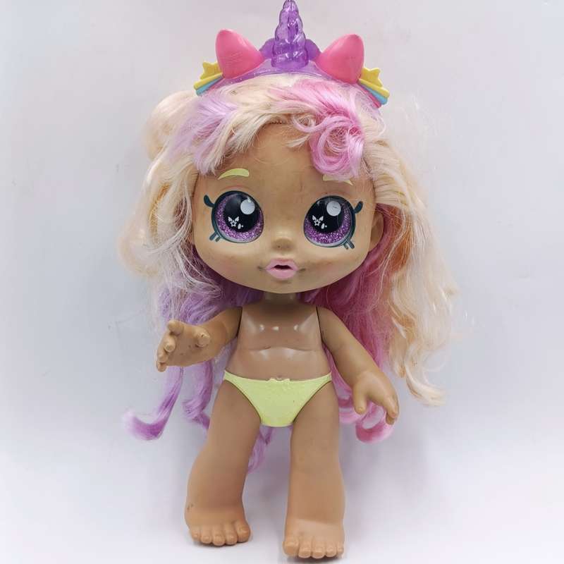 Kindi Kids Fun Time Friends Mystabella bobble head doll with headband
