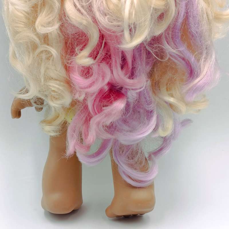 Kindi Kids Fun Time Friends Mystabella bobble head doll with headband