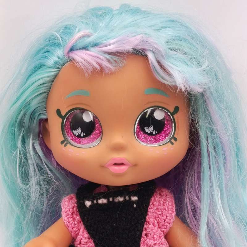 Kindi Kids Scented Sisters doll named Pearling