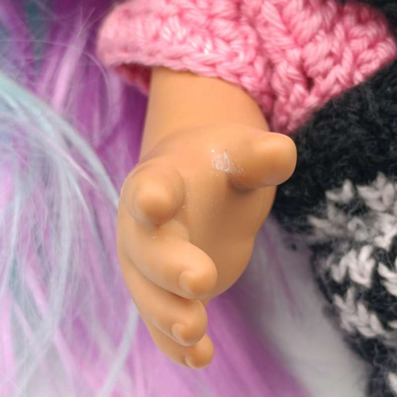 Kindi Kids Scented Sisters doll named Pearling