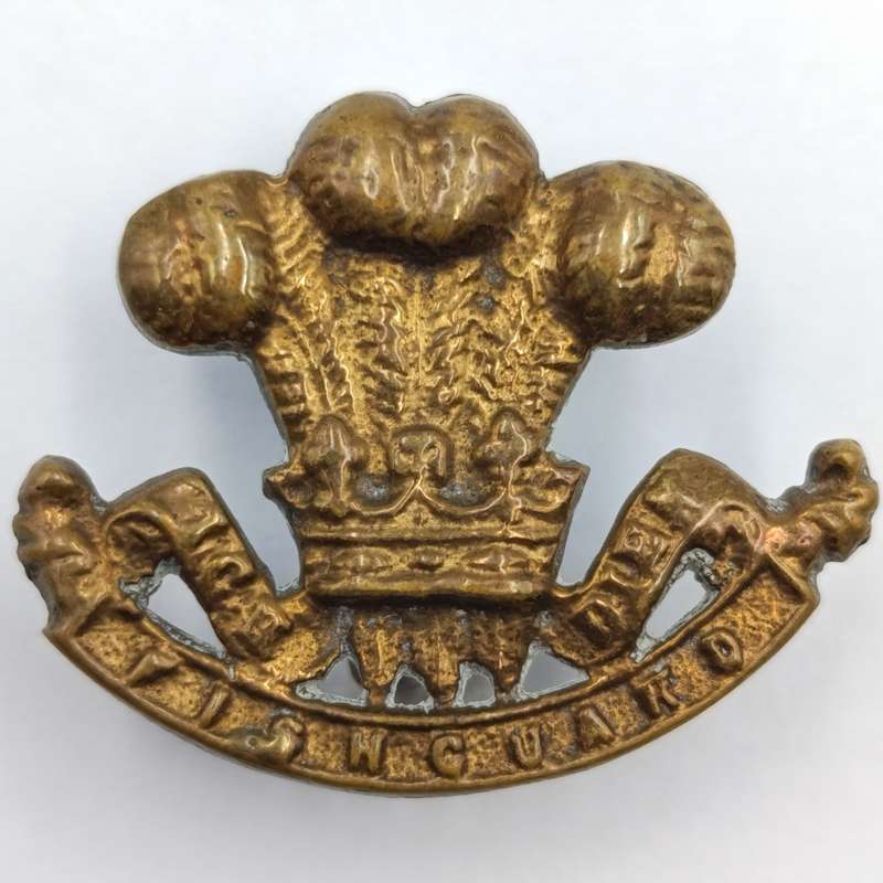 Pair of Pembroke Yeomunry (FishGuard) collar badges