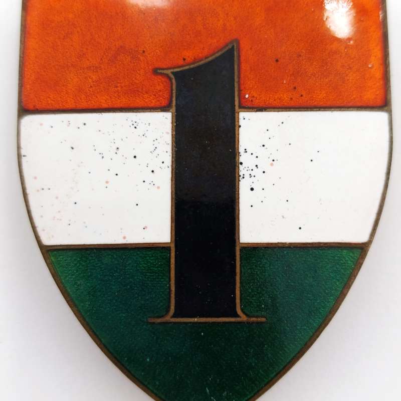 Transkei 1st Battalion shoulder flash - enamel type